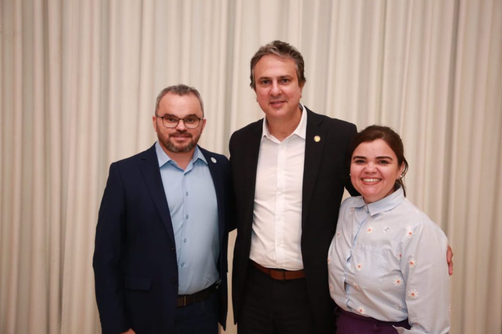 forum-de-reitores-do-rn-entrega-carta-ao-ministro-camilo-santana